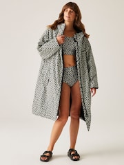 Regatta Black/chrome Womens Orla Kiely Changing Robes - Image 5 of 11