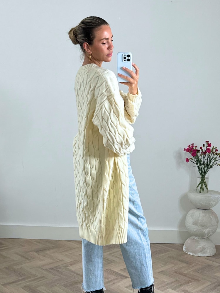 Style Cheat Cream Willa Cable Knit Maxi Cardigan - Image 2 of 4