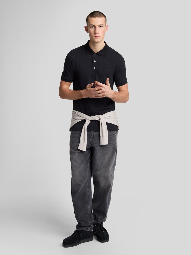 أسود - قميص بولو بملمس ناعم للغاية من Lyle & Scott - صورة 2 من 4