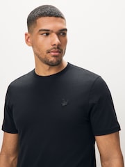 Lyle & Scott Black Cotton Superfine T-Shirt - Image 4 of 5