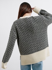 Albaray Jaquard Black Jumper - Image 2 of 4