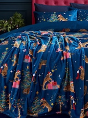 Catherine Lansfield Navy Blue Christmas Tiger Print Soft and Cosy Fleece Throw - Image 3 of 4