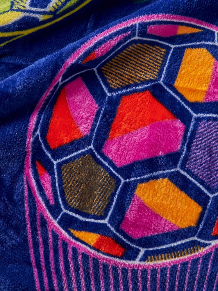 Catherine Lansfield Navy Blue Bright Football Soft and Cosy Fleece Throw - Image 2 of 4