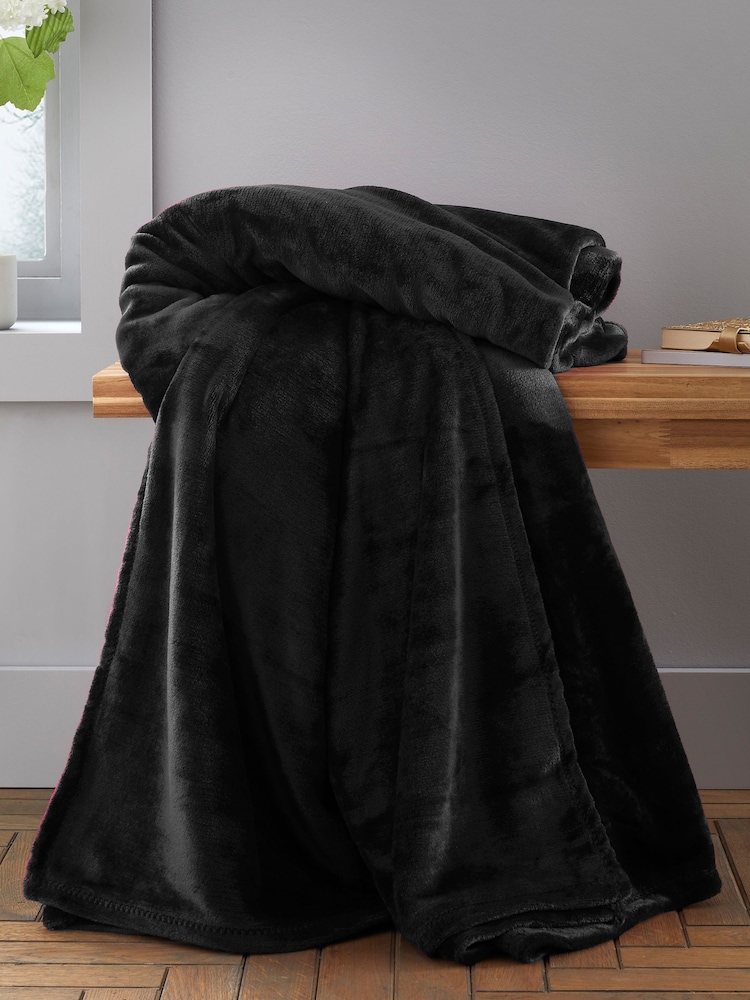Catherine Lansfield Black Raschel Soft Velvet Touch Throw - Image 1 of 3 Catherine Lansfield Black Raschel Soft Velvet Touch Throw - Image 1 of 3