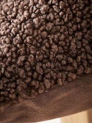 Cojín muy suave de bouclé de Catherine Lansfield - Imagen 4 de 5