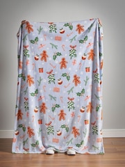 Catherine Lansfield Blue Christmas Gingerbread Soft and Cosy Fleece Throw - Image 4 of 4