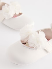 White Satin Baby Corsage Shoes (0-24mths) - Image 3 of 5