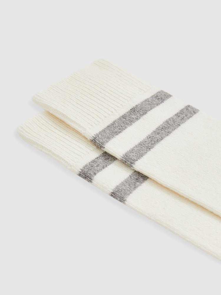 Reiss Ecru/Soft Grey Alcott Striped Socks With Wool And Cashmere - Image 2 of 3