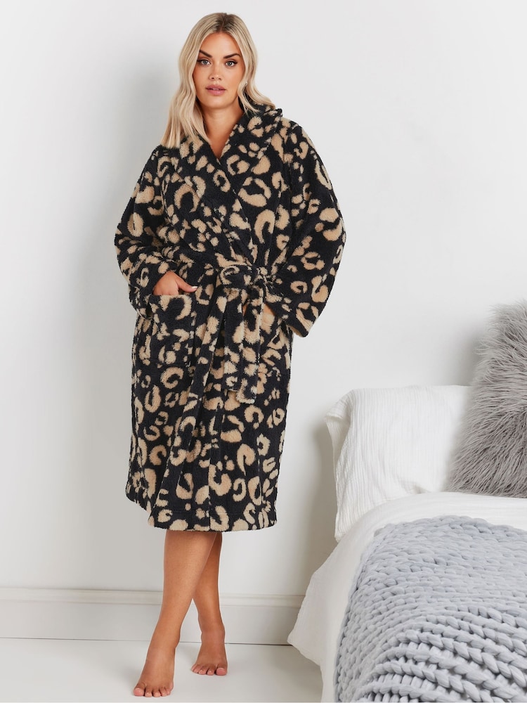 Yours Curve Black Fluffy Animal Print Shawl Collar Robe - Image 2 of 5
