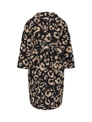 Yours Curve Black Fluffy Animal Print Shawl Collar Robe - Image 5 of 5