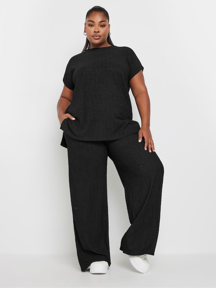 Yours Curve Black Crinkle Grown On T-Shirt - Image 2 of 5