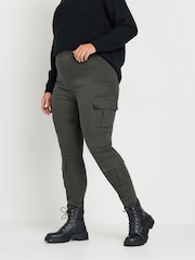 Gris - Yours Curve Cargo Pocket Jeans - Imagen 2 de 5