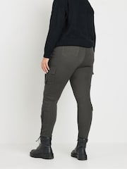 Gris - Yours Curve Cargo Pocket Jeans - Imagen 3 de 5