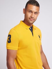 أصفر كروم - U.S. Polo Assn. Regular Fit Mens Player 3 Pique 100% Cotton Polo Shirt - صورة 2 من 9