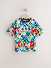 أحمر/أزرق - تيشرت مزين بالترتر بتصميم قلاب بطبعة شخصية Sonic (3-16 سنة) - صورة 2 من 6