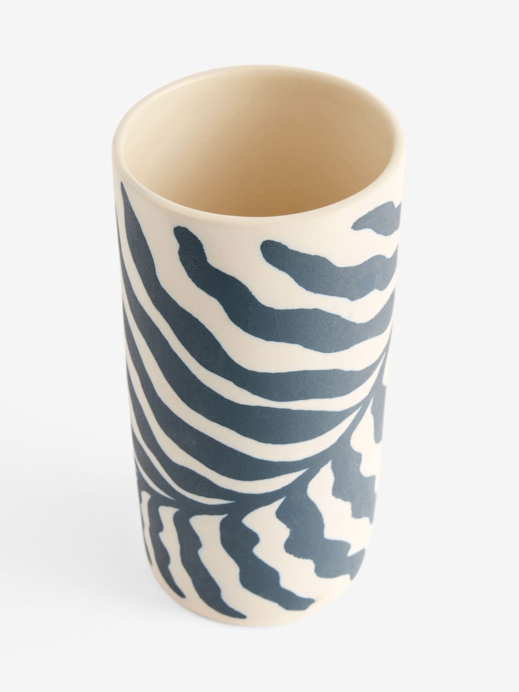 White/Blue Leaf Print Ceramic Vase - Image 4 of 4