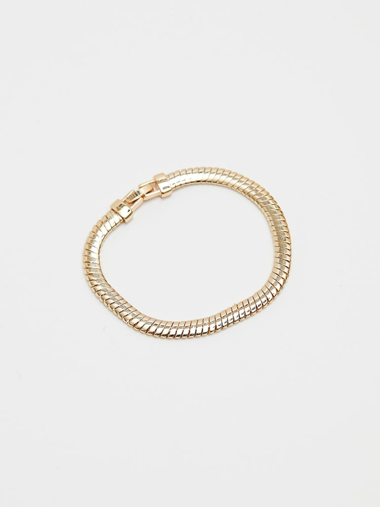 Jon Richard Gold Tone Omega Chain Bracelet - Image 2 of 3