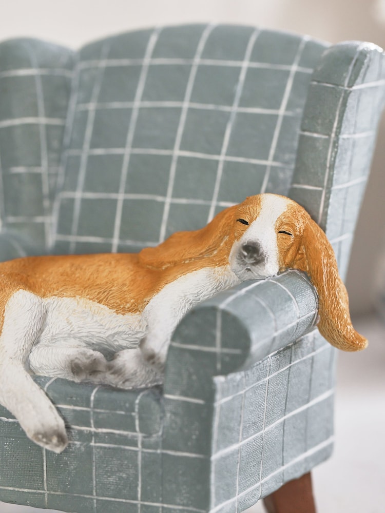 Brown/White Basset Hound Chair Ornament - Image 5 of 5