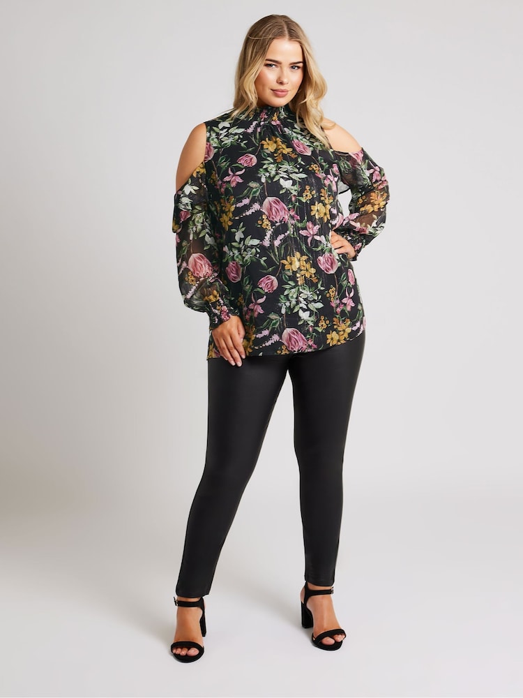 Yours Curve – London, Bluse mit Cold-Shoulder-Details und gerafftem Detail - Bild 2 von 5 Yours Curve – London, Bluse mit Cold-Shoulder-Details und gerafftem Detail - Bild 2 von 5