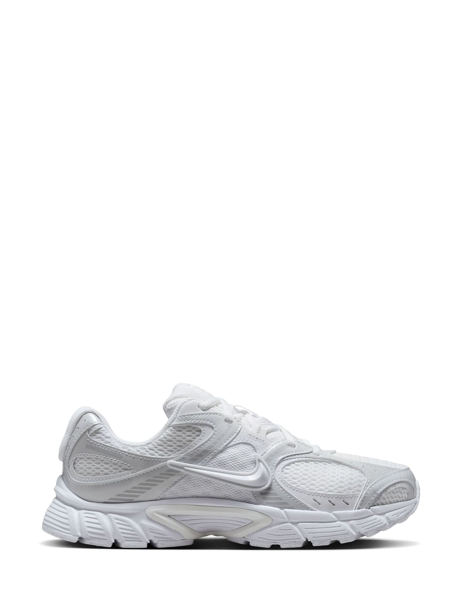 Buy Білий - Nike Тренажери для бігунів Soft Pearl V5 з сайту Next