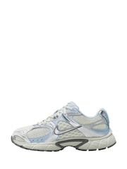 Nike White Silver Vomero V5 Runner Trainers - Image 2 of 4