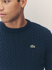 Suéter azul de punto trenzado en mezcla de algodón con cuello redondo de Lacoste - Imagen 4 de 6
