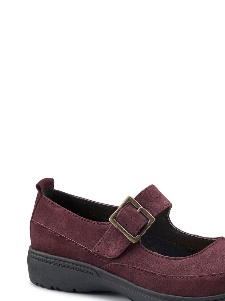 Rojo - Zapatos de corte estándar con hebilla Verity de Hotter - Imagen 2 de 4 Rojo - Zapatos de corte estándar con hebilla Verity de Hotter - Imagen 2 de 4