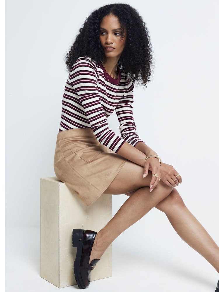 River Island Beige Suedette Mini Skirt - Image 2 of 4 River Island Beige Suedette Mini Skirt - Image 2 of 4