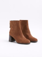 River Island Brown Feature Block Heel Ankle Boots - Image 2 of 4
