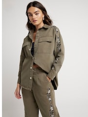 قميص دنيم مزخرف من القطن 100% من River Island - صورة 1 من 4