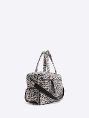 River Island Brown Leopard Quilted Holdall - Image 4 of 6