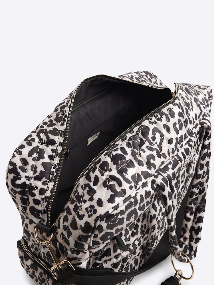 River Island Brown Leopard Quilted Holdall - Image 6 of 6 River Island Brown Leopard Quilted Holdall - Image 6 of 6