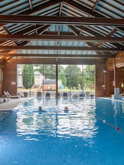 Virgin Experience Days Indulgent Spa Day with Three Treatments for Two at Bannatyne Spas - Image 4 of 4