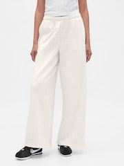 Hellgrau - Gap – weiche Vintage-Jogginghose mit Baggy-Schnitt und weitem Bein - Bild 1 von 5