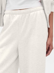 Hellgrau - Gap – weiche Vintage-Jogginghose mit Baggy-Schnitt und weitem Bein - Bild 5 von 5