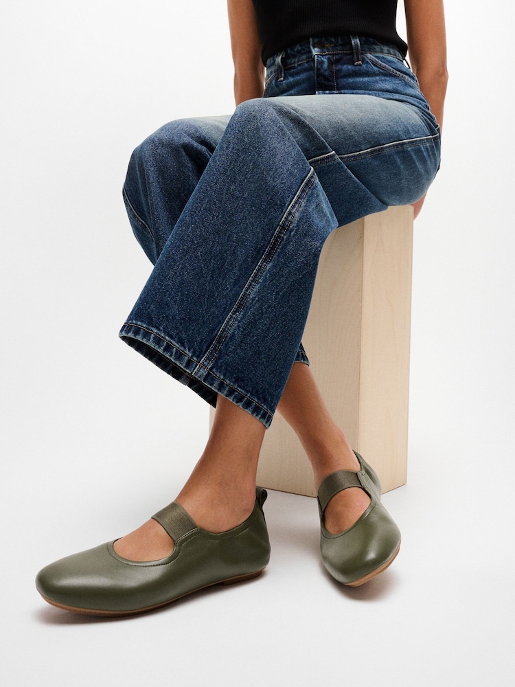 FitFlop Green Delicato Poise Leather Mary Janes Shoes - Image 1 of 5 FitFlop Green Delicato Poise Leather Mary Janes Shoes - Image 1 of 5