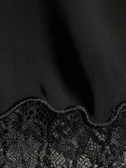 River Island Bluse mit Spitzeneinsatz - Bild 6 von 6
