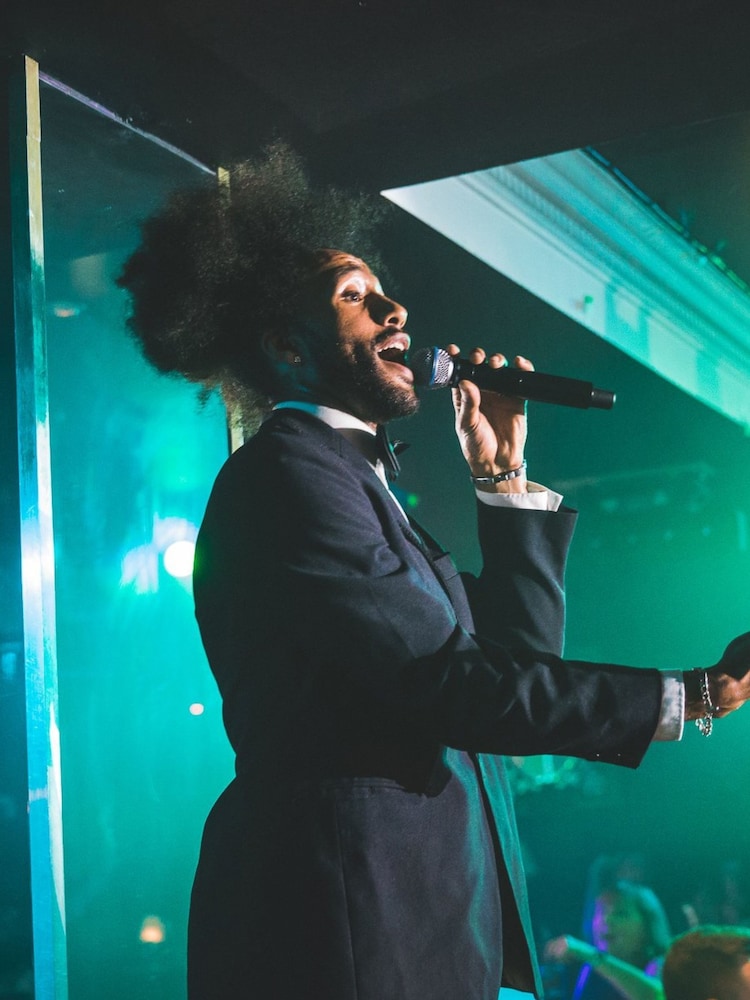 Virgin Experience Days Motown Supper Immersive Dining and Live Show for Two - Image 4 of 4