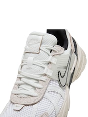 Nike Cream/Black V2K Retro Runner Trainers - Image 10 of 11