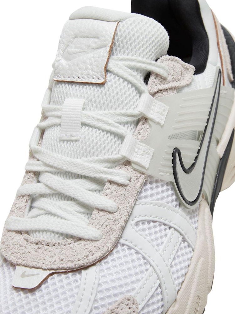 Nike Cream/Black V2K Retro Runner Trainers - Image 1 of 1