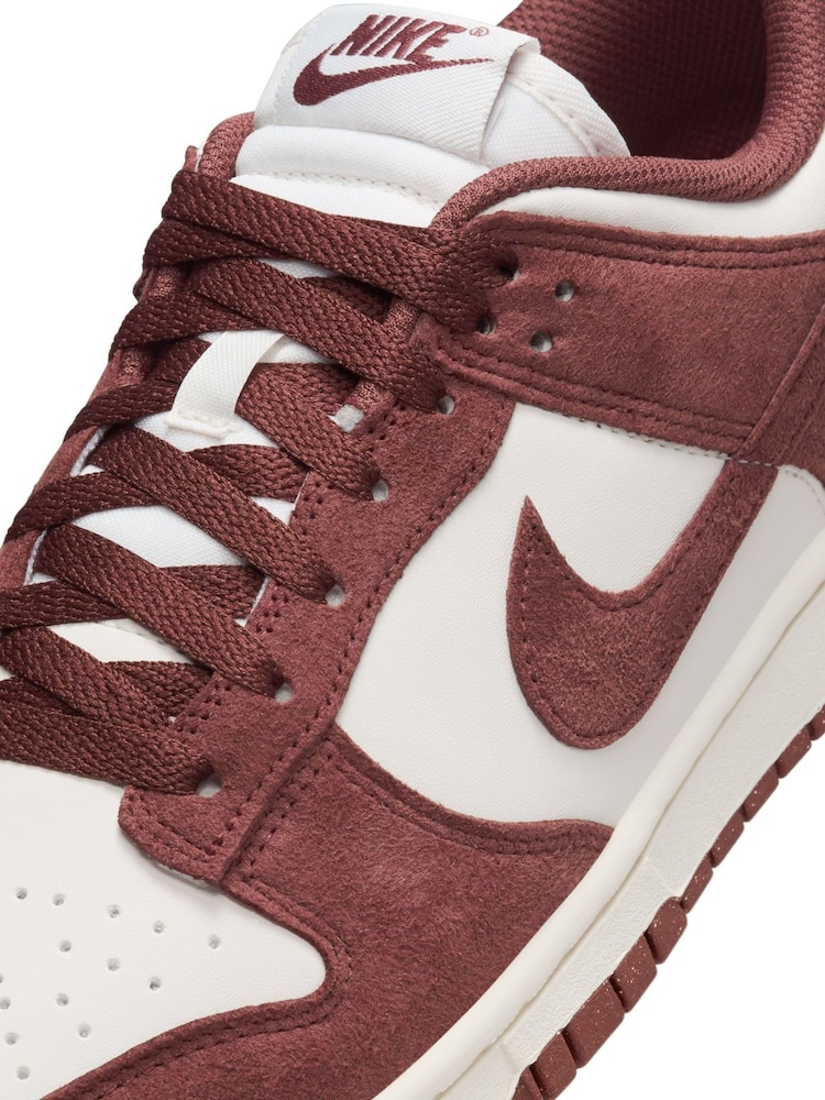 Nike Brown/Cream Dunk Low Trainers - Image 11 of 11