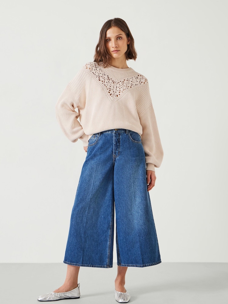 Creme - Hush Louise Pullover mit Spitzeneinsatz aus 100% Baumwolle - Bild 2 von 5 Creme - Hush Louise Pullover mit Spitzeneinsatz aus 100% Baumwolle - Bild 2 von 5