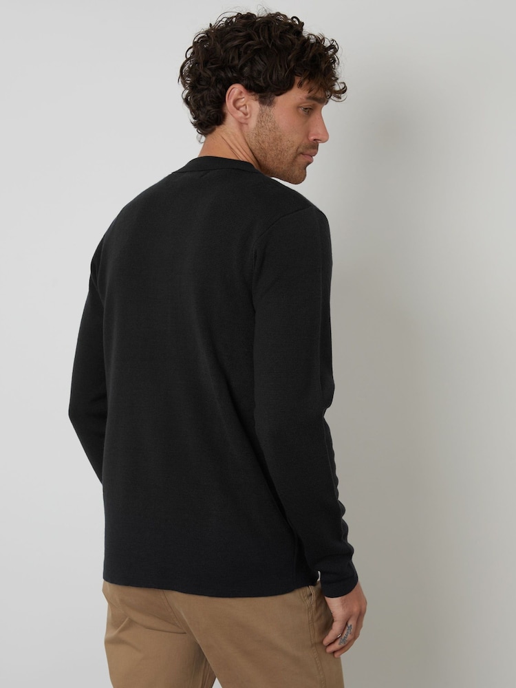 Threadbare Black Zip Through Knitted Shacket - Image 2 of 4