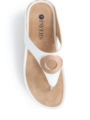 Pavers White Toe Post Sandals - Image 4 of 5