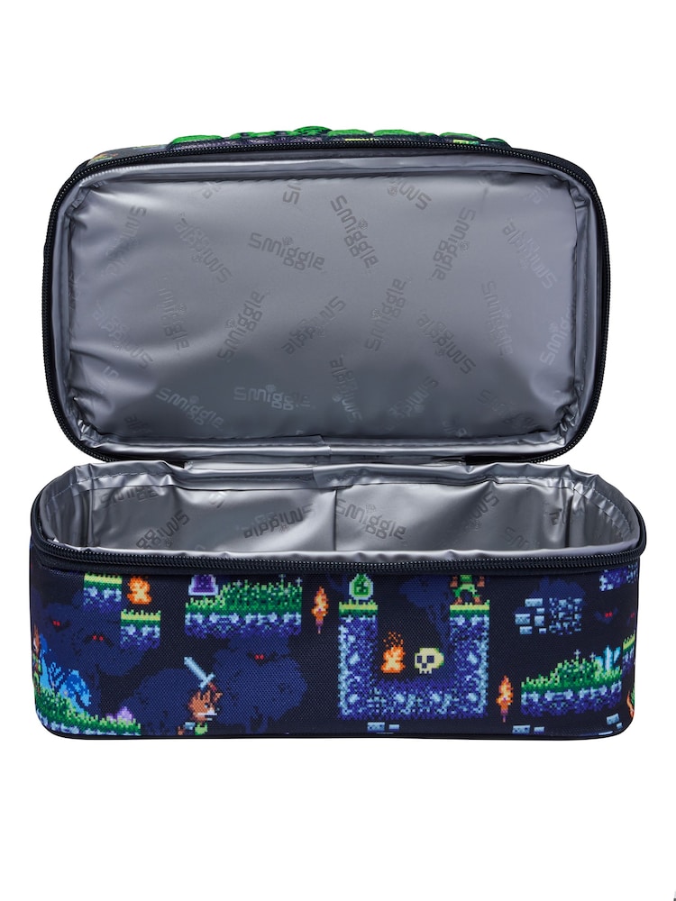 Smiggle Black Freestyle Level Hardtop Lunchbox - Image 3 of 3
