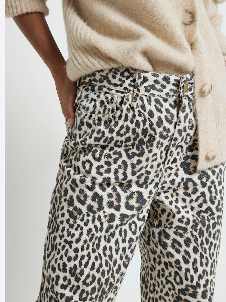 River Island Brown Petite Relaxed High Rise Straight Leopard Print 100% Cotton Jeans - Image 3 of 5