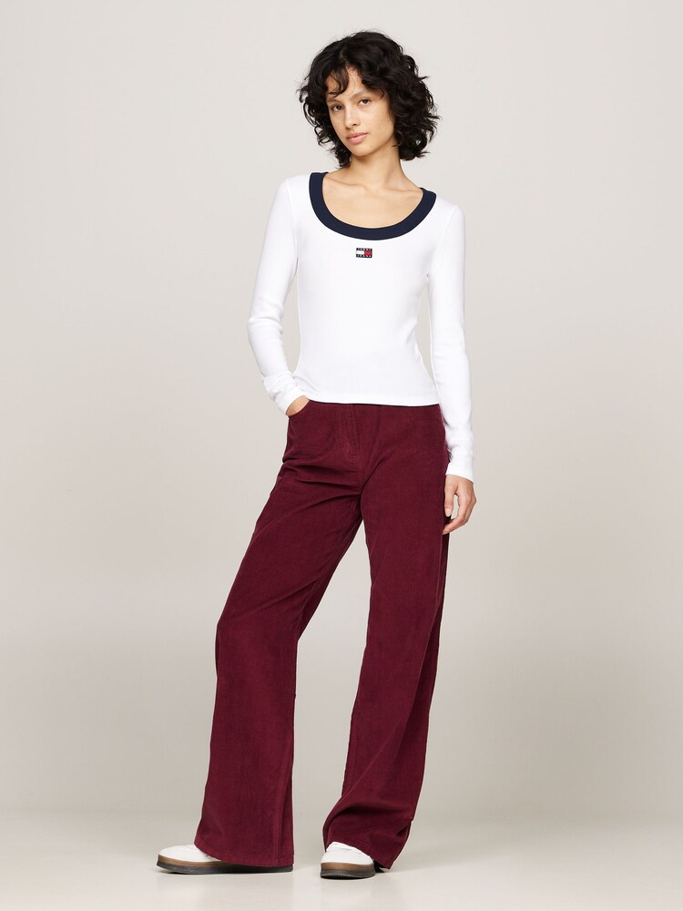 Tommy Jeans Badge Binding Long-Sleeved White Top - Image 2 of 5 Tommy Jeans Badge Binding Long-Sleeved White Top - Image 2 of 5