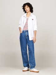 Tommy Jeans Relaxed Badge White Shirt - Image 2 of 5