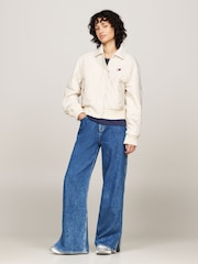 Tommy Jeans Natural Onion Quilted Bomber Jacket - Image 2 of 5