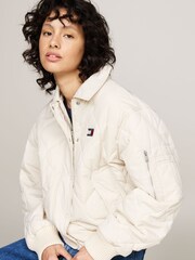 Tommy Jeans Natural Onion Quilted Bomber Jacket - Image 3 of 5
